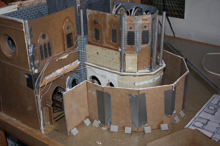 Edificios auxiliares — 3