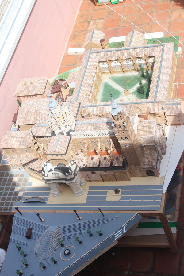 Maqueta terminada — vista 31